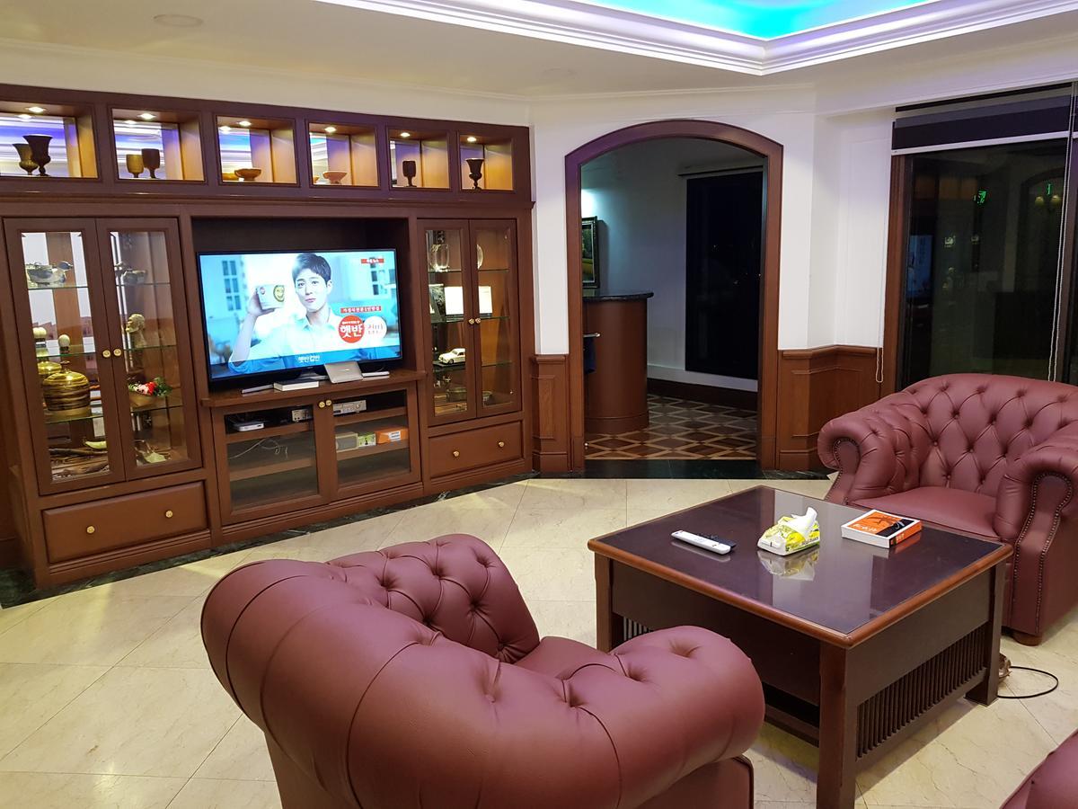 Marina Court Luxury Penthouse Aparthotel Кота Кинабалу Екстериор снимка