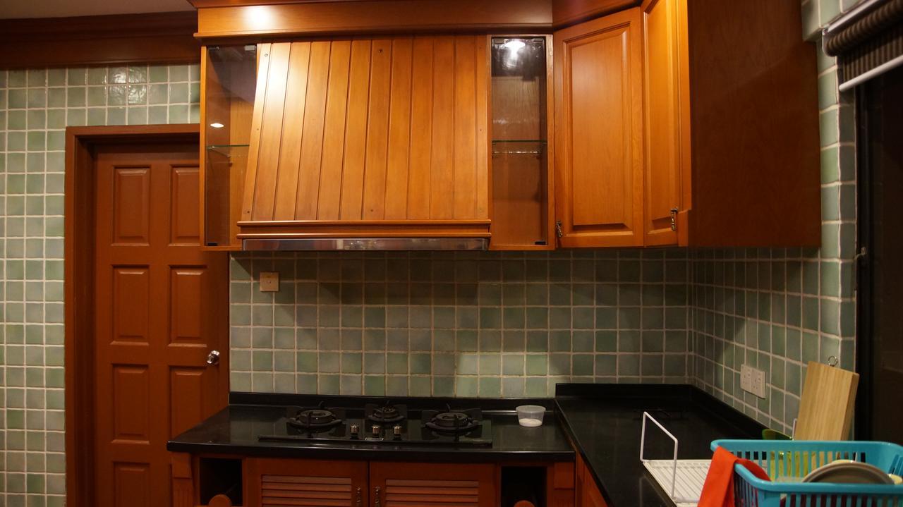 Marina Court Luxury Penthouse Aparthotel Кота Кинабалу Екстериор снимка