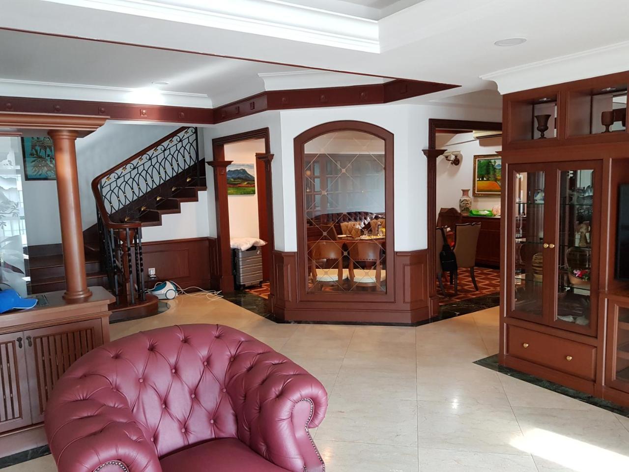 Marina Court Luxury Penthouse Aparthotel Кота Кинабалу Екстериор снимка